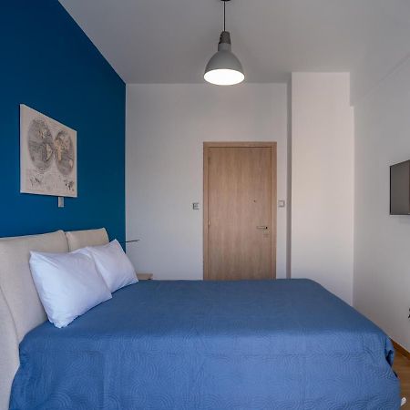 Maxblue 2 Apartment Pireu Exterior foto